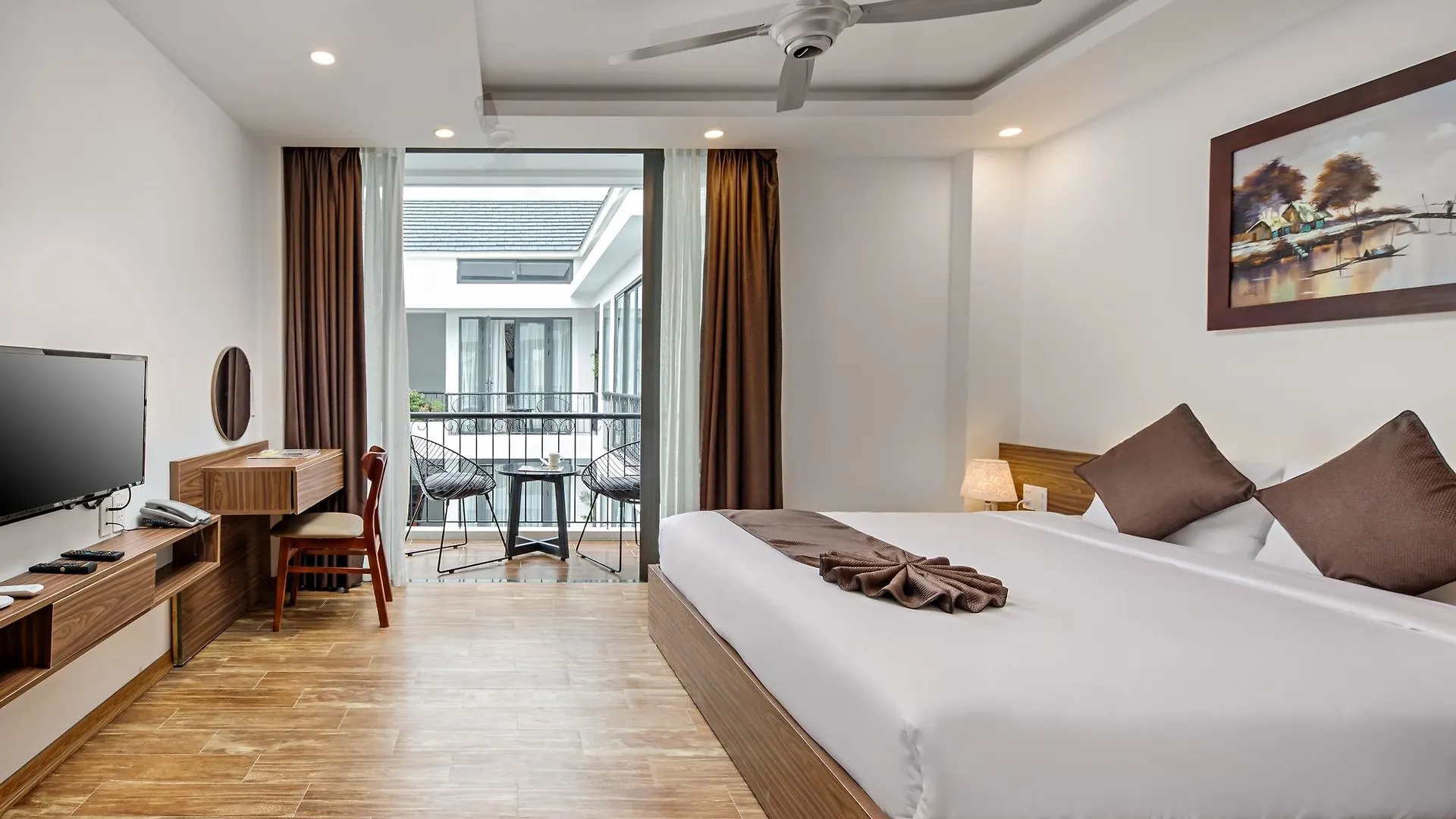 Bright & Comfy Studio An Bang Beach Hội An 3*,